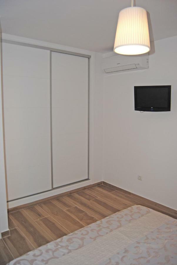 Recently Refurbished Apartment With Sea Views. Fuengirola Exterior photo
